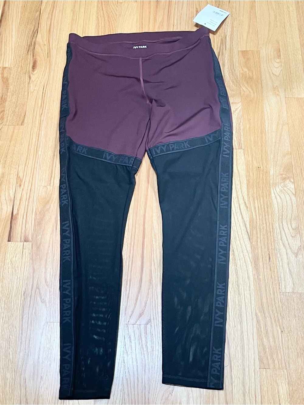 BNWT Beyoncé Ivy Park leggings